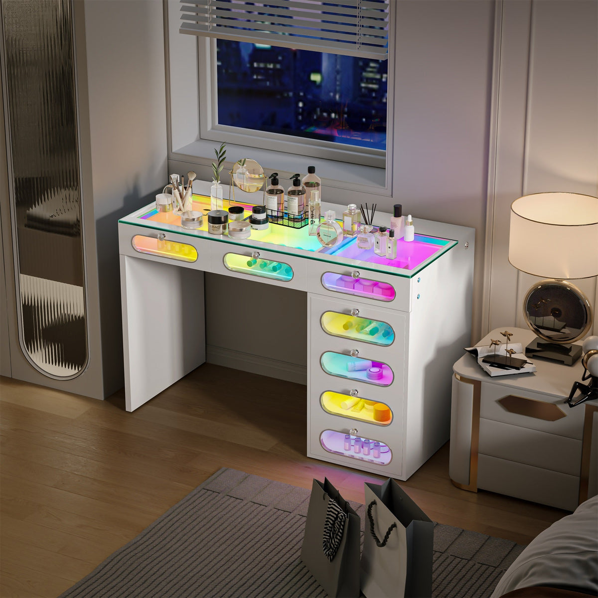 VANITII 7 Glass Fronted Drawers with Crystal Handles