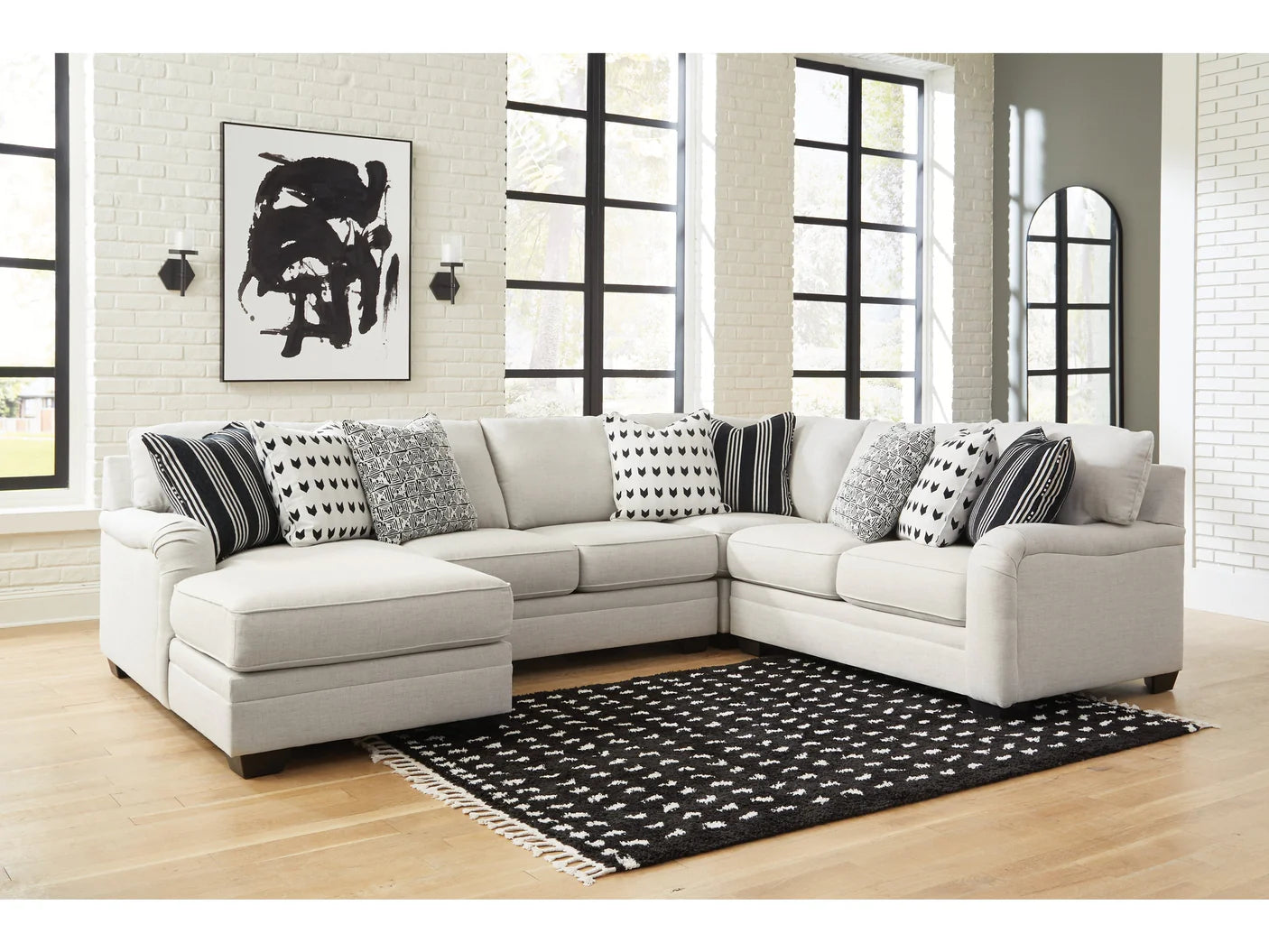 Huntsworth Dove Gray 4-Piece Sectional with Chaise